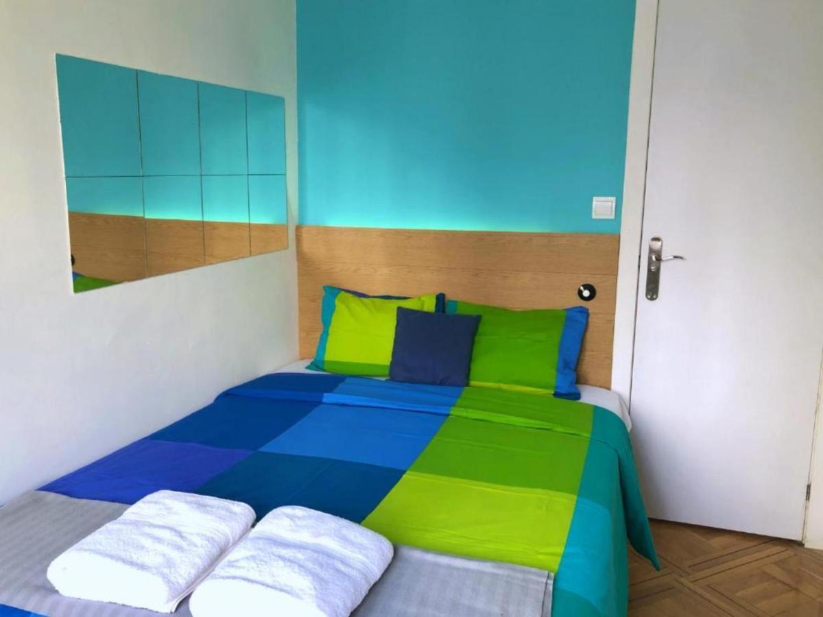 Apartamentos Smartrenting Gran Via Madrid Ngoại thất bức ảnh